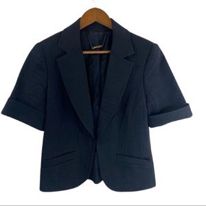 Trina Turk Textured Black Short Sleeve Jacket/Blazer. Sz 8 Great Condition!!!